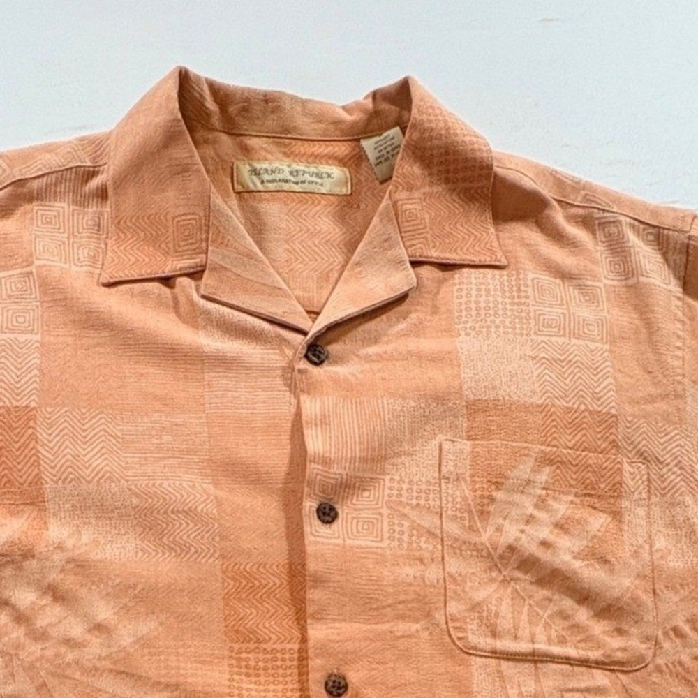 Island Republic Silk Cotton Shirt Mens Medium Peach Tropical Camp Collar Casual